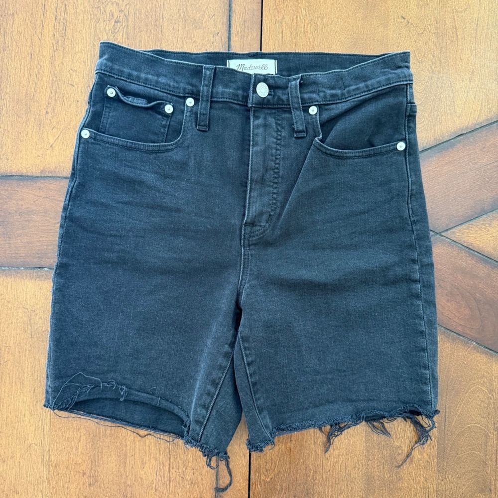 Madewell High-Rise Denim Mid-Length Shorts Black Raw Hem Size 28
